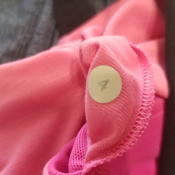 Lululemon PInk and purple back on track Activewear top, Size 4 - Picture 5 of 7